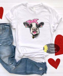 Bougie Valentine’s Day Vintage Western Lipstick Cow T-Shirt Bougie Valentine’s Day Vintage Western Lipstick Cow T-Shirt