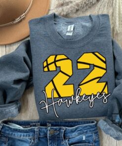 Caitlin Clark Apparel Caitlin Clark Number 22 Iowa Hawkeyes Sweater Sweatshirt Tshirt Hoodie Mens Womens