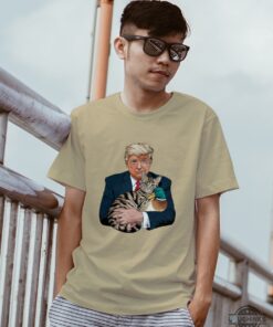 Donald Trump Hugs Duck And Cat Shirt Haitian Springfield Oh Felon 2024 Vintage Tee Donald Trump Hugs Duck And Cat Shirt Haitian Springfield Oh Felon 2024 Vintage Tee