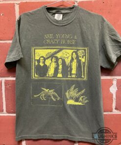 Neil Young Vintage Shirt Sweatshirt Hoodie Mens Womens Neil Young And Crazy Horse Tshirt Retro 90S Music Fan Art Gift Reprinted Neil Young Tour Graphic Tee 2024 Neil Young Vintage Shirt Sweatshirt Hoodie Mens Womens Neil Young And Crazy Horse Tshirt Retro 90S Music Fan Art Gift Reprinted Neil Young Tour Graphic Tee 2024