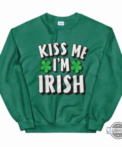 St Patricks Day Sweatshirt Tshirt Hoodie Mens Womens Kiss Me Im Irish 90S Tee Saint Patricks Day Gift St Pattys Shirts Retro Vintage Style St Patricks Day Sweatshirt Tshirt Hoodie Mens Womens Kiss Me Im Irish 90S Tee Saint Patricks Day Gift St Pattys Shirts Retro Vintage Style