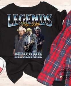 Toby Keith Vintage Shirt Sweatshirt Hoodie Mens Womens Toby Keith Death Shirts Legends Never Die Country Music Memorial Bootleg Graphic Tee 90S Retro Tshirt Toby Keith Vintage Shirt Sweatshirt Hoodie Mens Womens Toby Keith Death Shirts Legends Never Die Country Music Memorial Bootleg Graphic Tee 90S Retro Tshirt