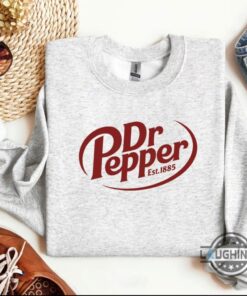 Vintage Cute Dr Pepper Logo Sweatshirt Est 1885 Trendy Retro Style Sweatshirt For Kid Men And Women Gift Vintage Cute Dr Pepper Logo Sweatshirt Est 1885 Trendy Retro Style Sweatshirt For Kid Men And Women Gift
