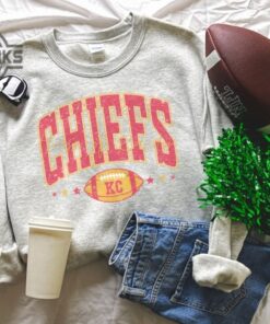 Vintage Kc Chiefs Sweatshirt Tshirt Hoodie Mens Womens Kids Kansas City Chiefs Football Shirts Nfl Swifties Retro Crewneck Game Day T Shirt Vintage Kc Chiefs Sweatshirt Tshirt Hoodie Mens Womens Kids Kansas City Chiefs Football Shirts Nfl Swifties Retro Crewneck Game Day T Shirt