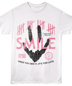 Smile Pass It On Men’s T Shirt Smile Pass It On Men’s T Shirt